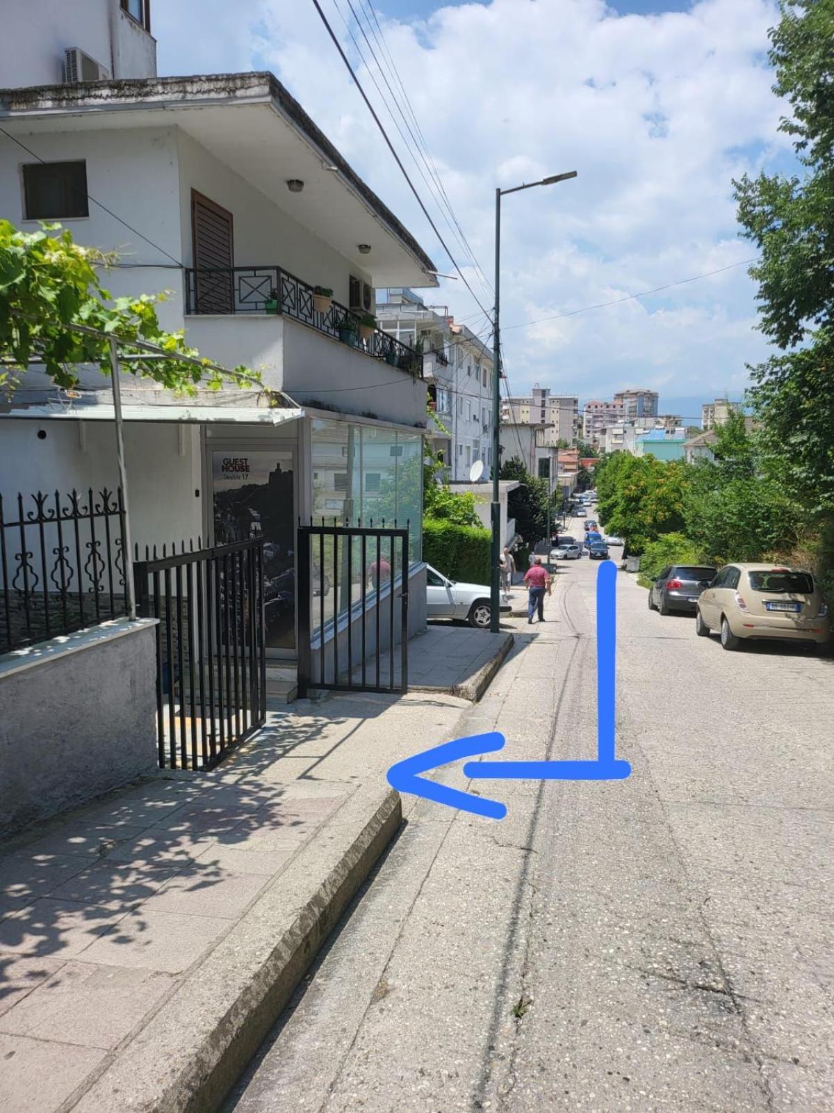 Double17 Apartaments Gjirokastër Extérieur photo