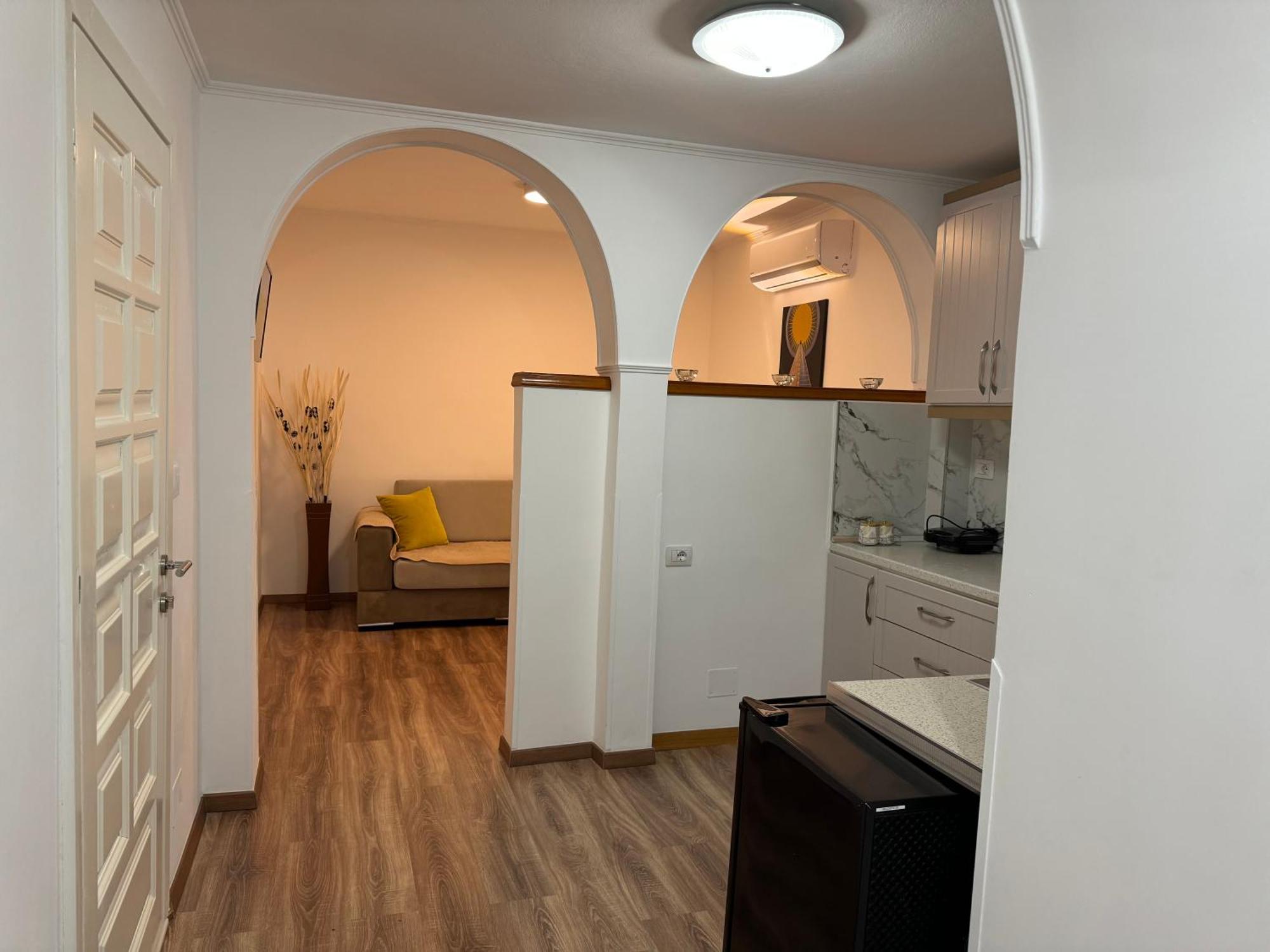 Double17 Apartaments Gjirokastër Extérieur photo